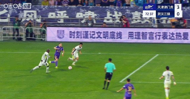 1757856902508016122.gif IMG_4970.gif