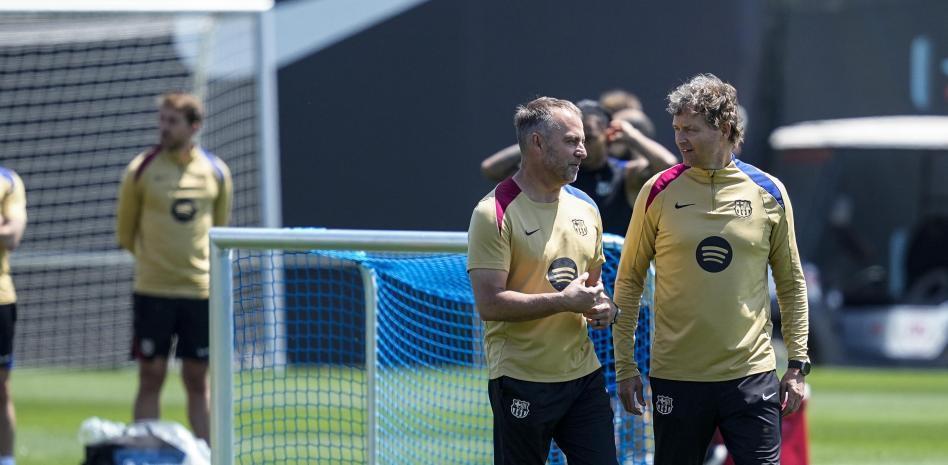 世体：欧足联暂停对弗里克处罚，后者将能执教球队对阵纽卡