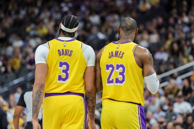 开云官网下载-退役倒计时2年？湖人补强失败 詹皇仍有信心冲冠