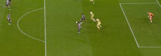 1652744152324060008.gif 2比0.gif