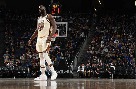 开云app-勇士近7战追梦出战时5战全败！此役仅4分正负值-18 球队将3连客|快船|俄克拉荷马雷霆队|德拉蒙德-格林|休斯敦火箭队|NBA常规赛_新浪体育_新浪新闻